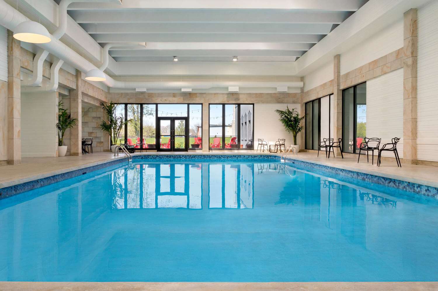 Ramada By Wyndham Cornwall 37/71