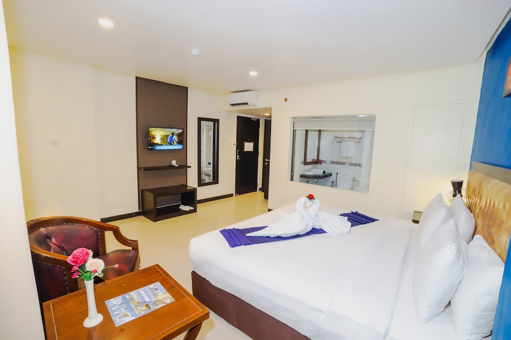 Parkside Star Hotel Waena 6/21