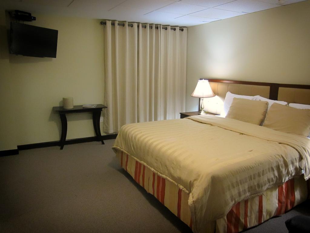 S.J. Suites Hotel 19/39