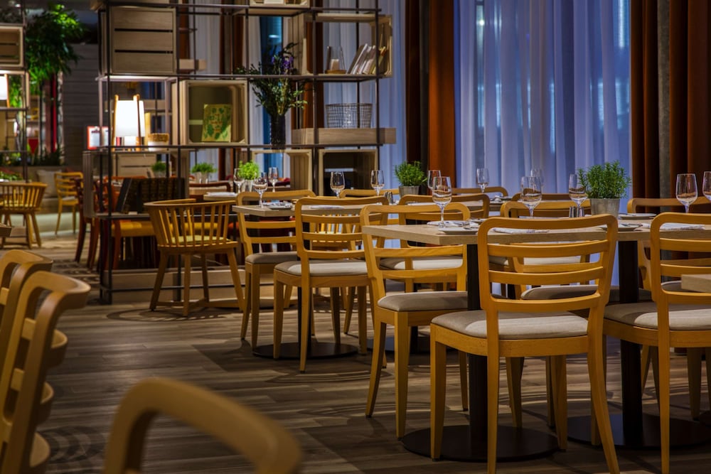 Intercityhotel Zurich Airport 42/68