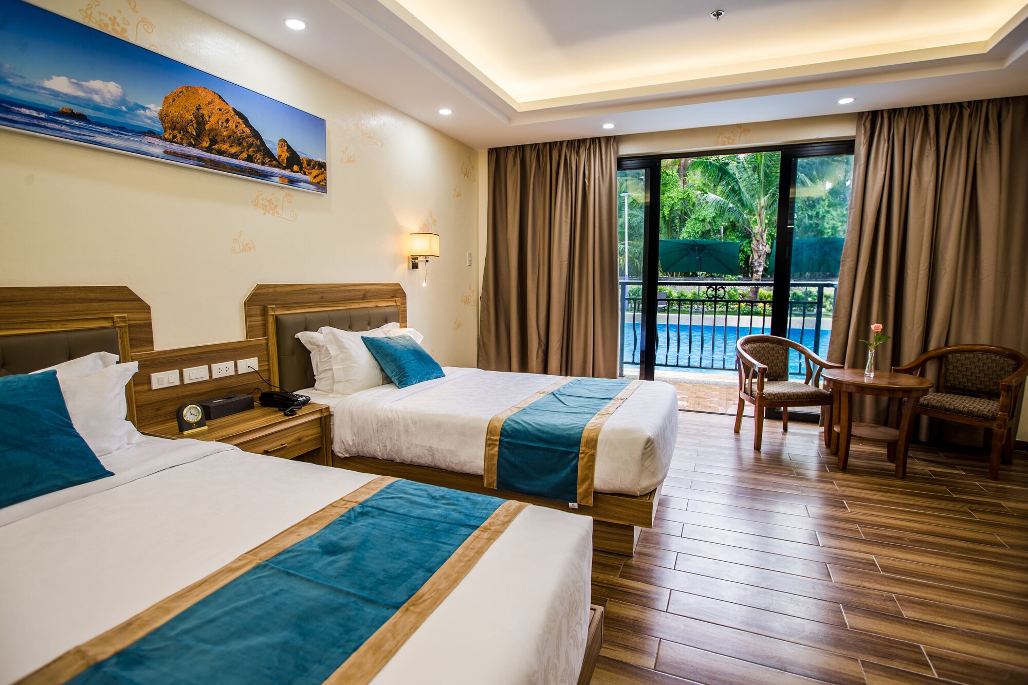 Room, 2 Double Beds, Pool Access