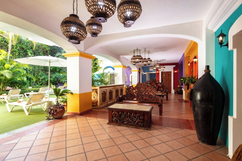 Los Arcos Suites 7/49