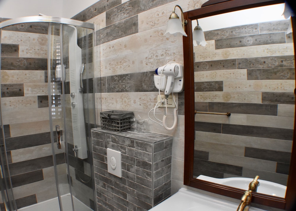 PIETRA ROSSA Luxury Rooms 66/66