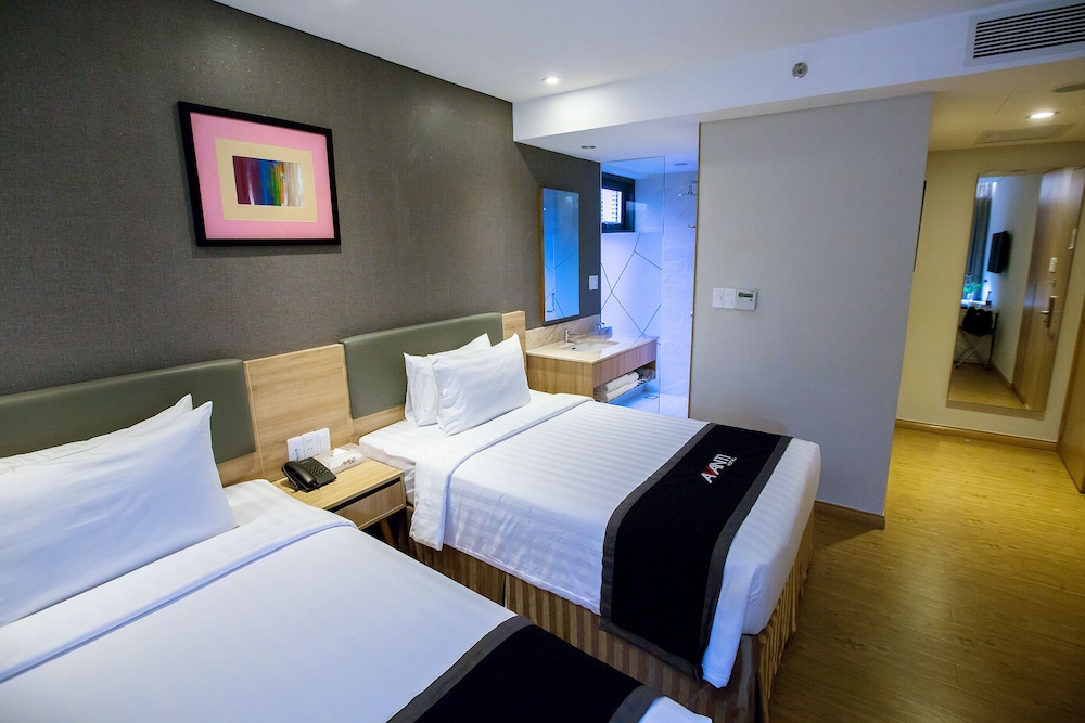Deluxe, Twin Beds