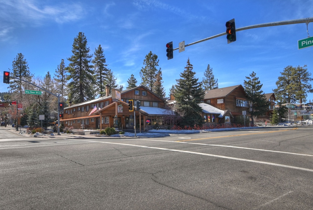 Robinhood Resort 55/69