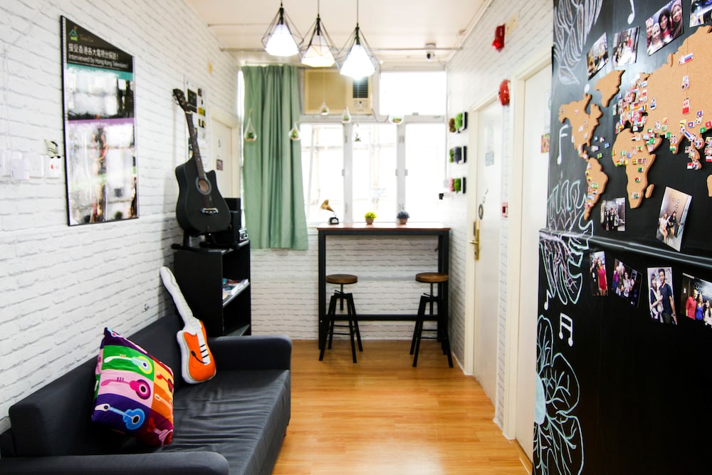 Tempo Inn-Cozy@National Court 55/63