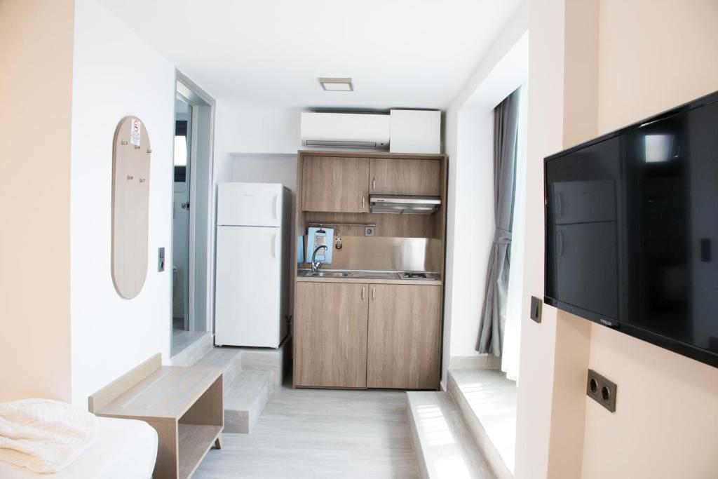 Amalia Rooms Sea View 8/50