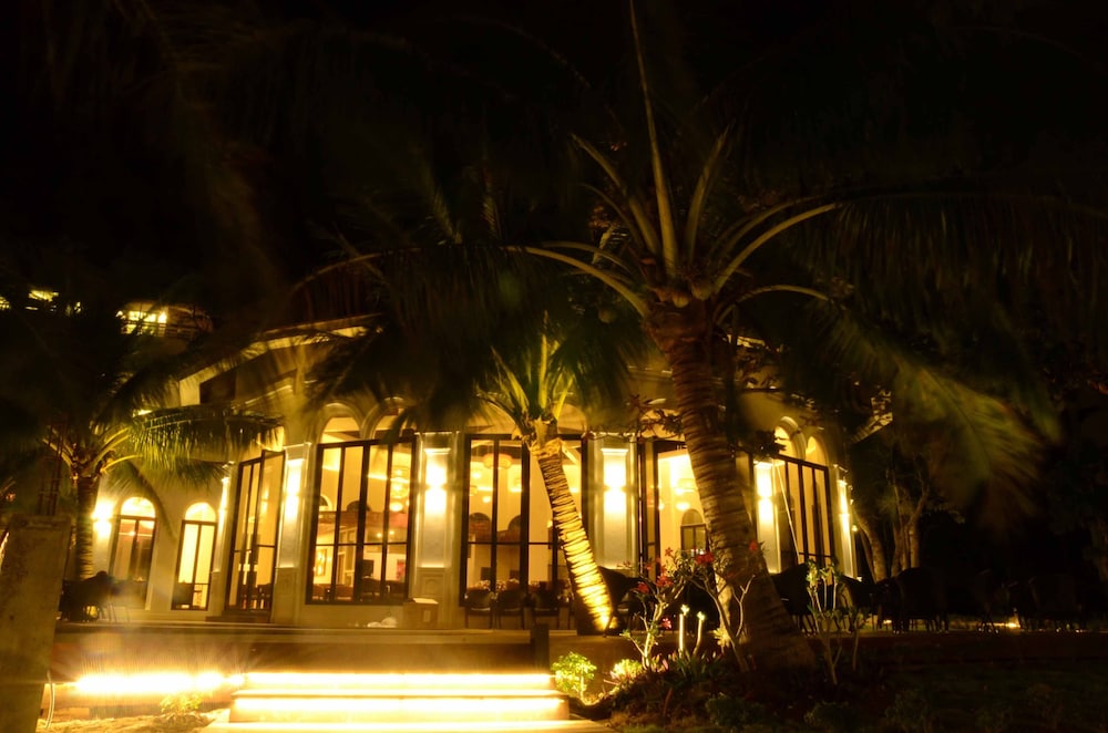 Matinloc Resort 10/68