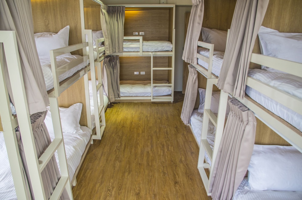 Paper Plane Hostel 11/50