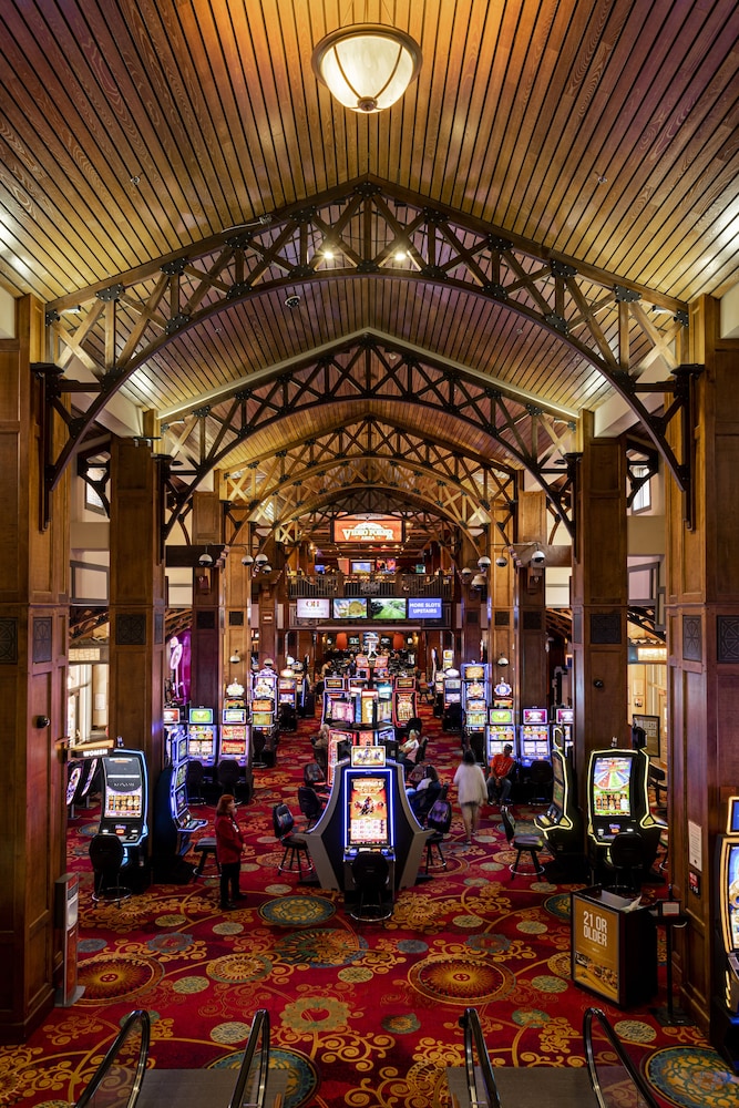 Lady Luck Casino Hotel Black Hawk 60/63