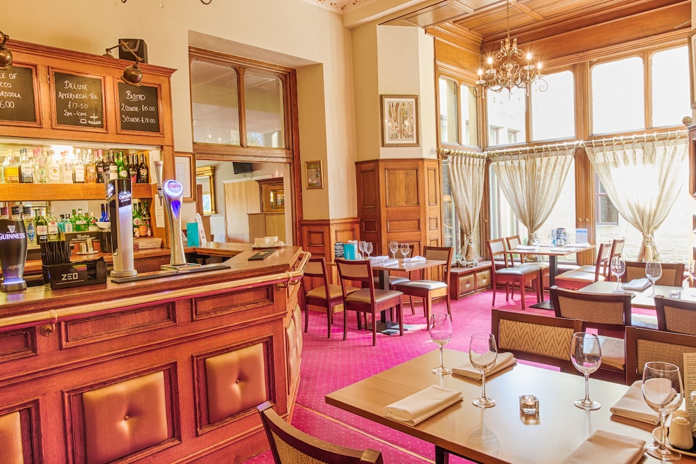 Classic Lodges Bagden Hall Hotel 34/63