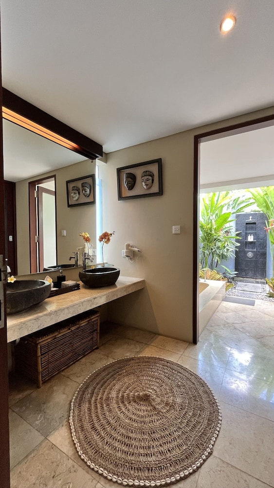 Jabunami Villa 10/50