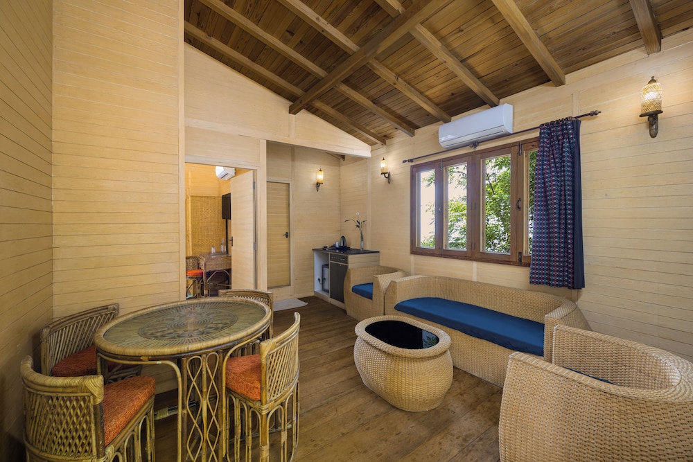 Fortune Resort and Wellness Spa 27/48