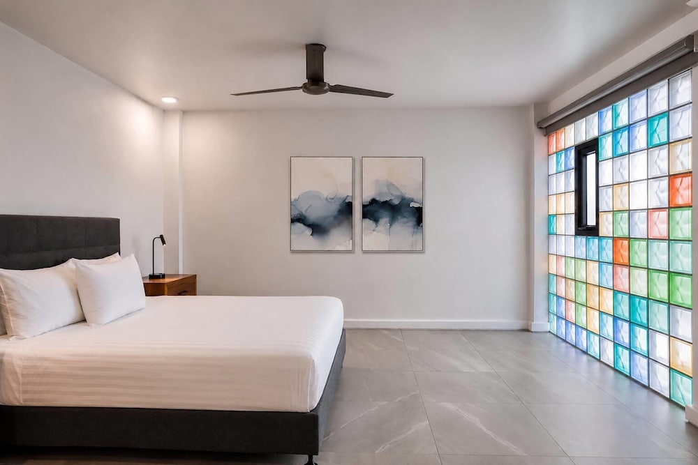 Comfort Suites Tijuana 19/65