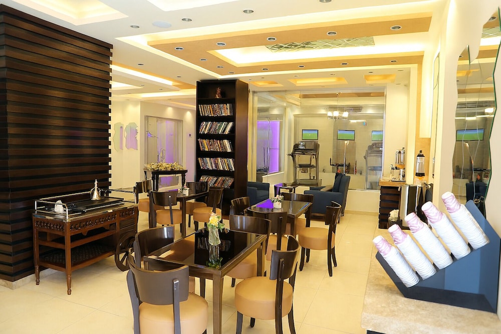 جناح فندق السرايا(Al-Saraya Hotel Serviced apartments) 70/78