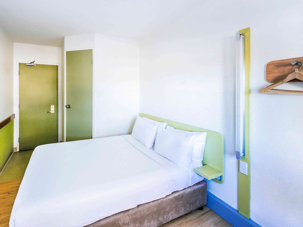 ibis budget Campbelltown 16/57