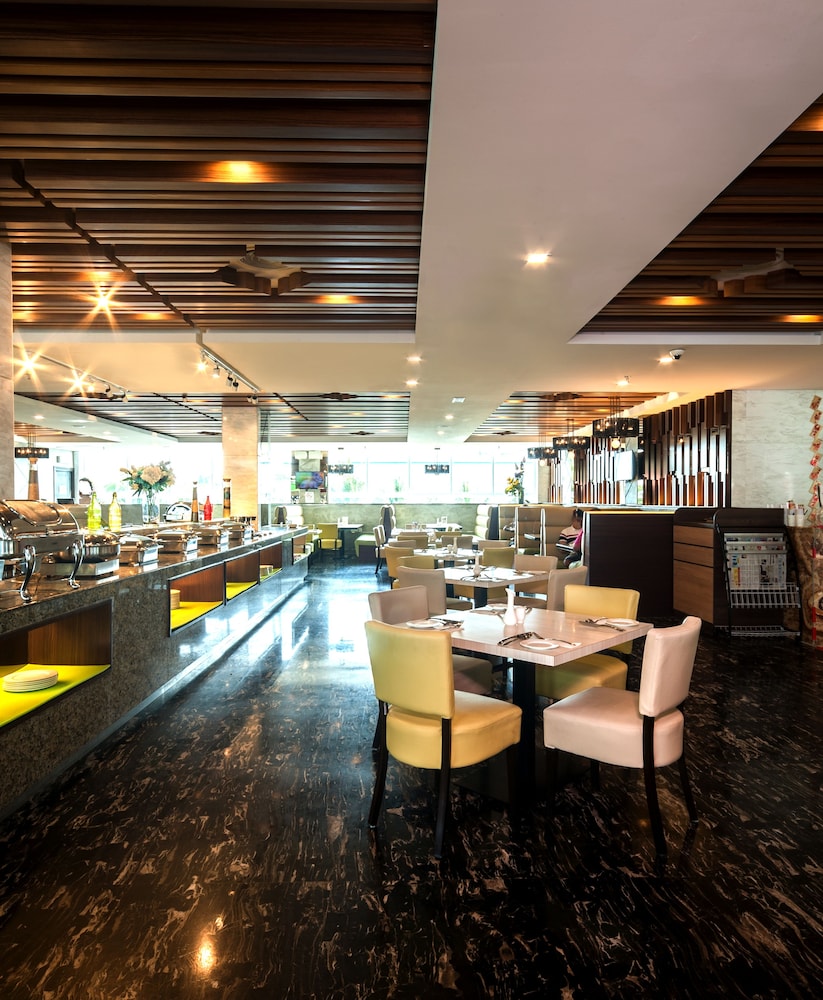 Promenade Hotel Bintulu 32/40