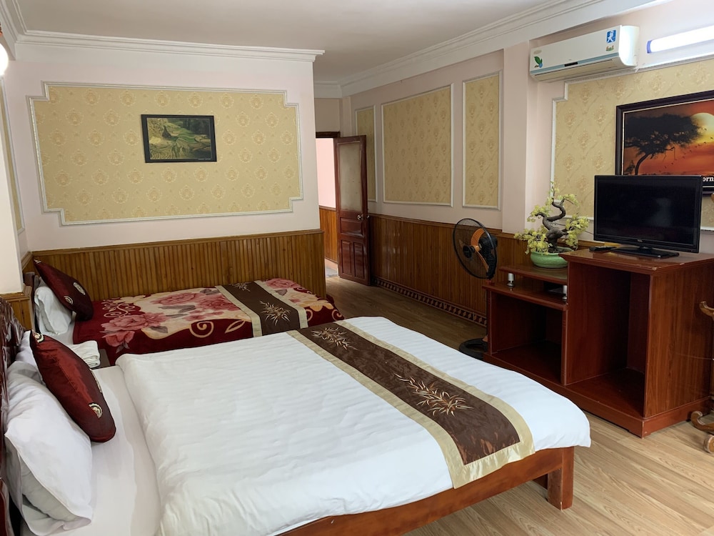 Ngan Nga Bac Ha Hotel 6/22