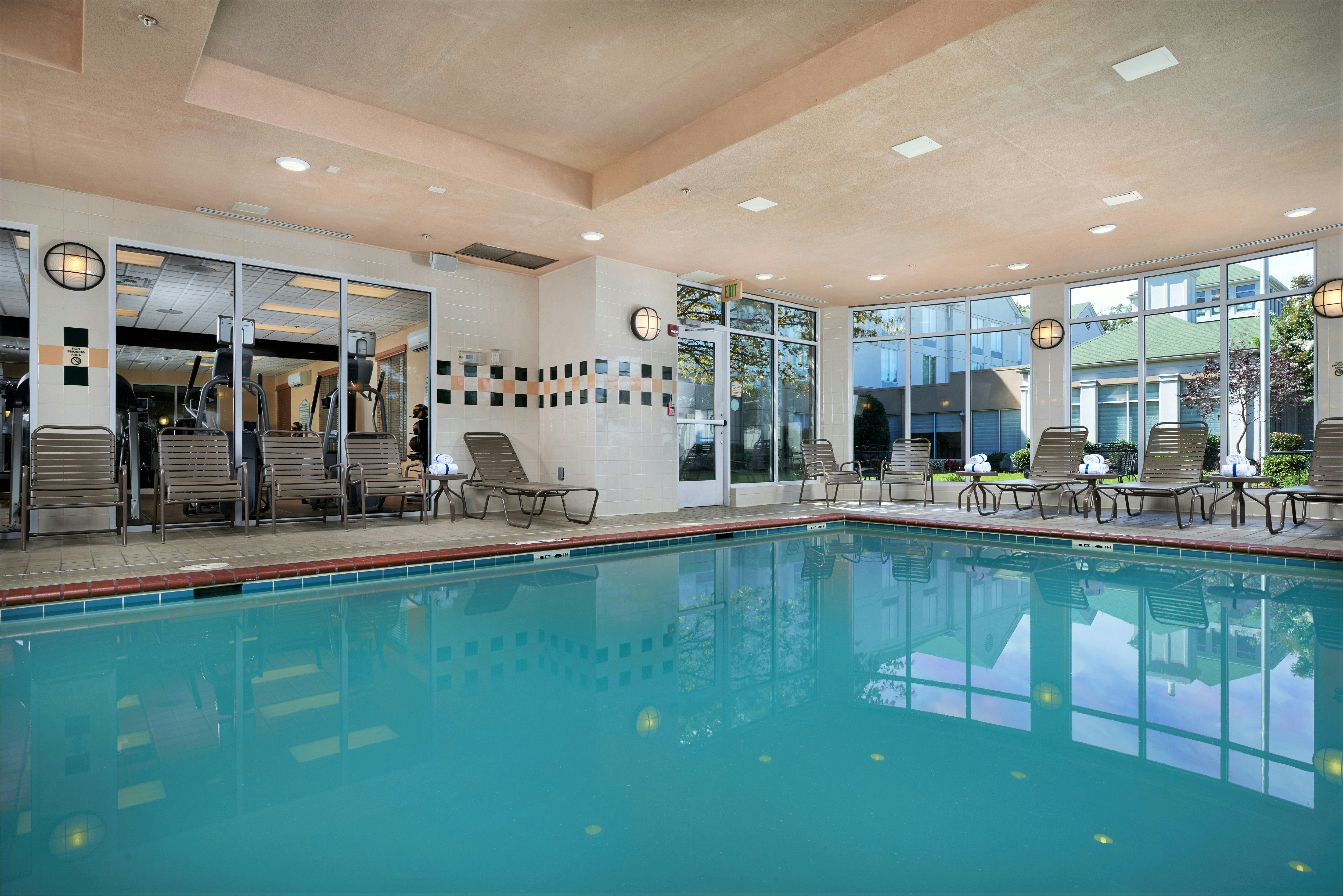 HILTON GARDEN INN NEWPORT NEWS 4/10