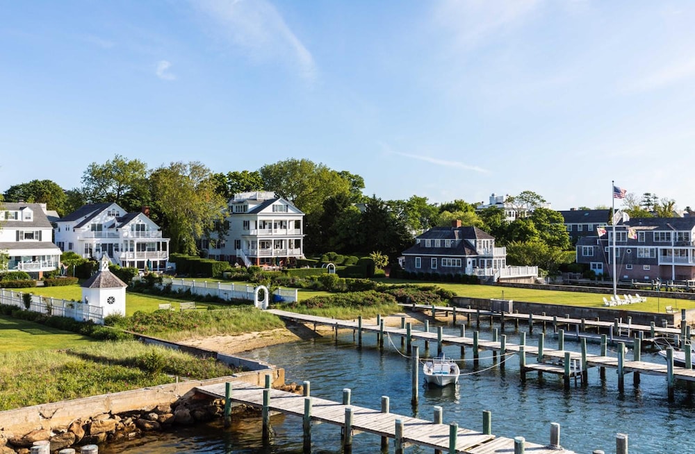 The Edgartown Inn, The Edgartown Collection 38/44