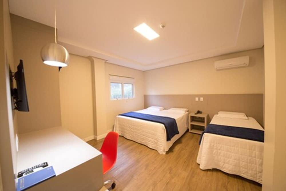 Hiber Hotel 26/59