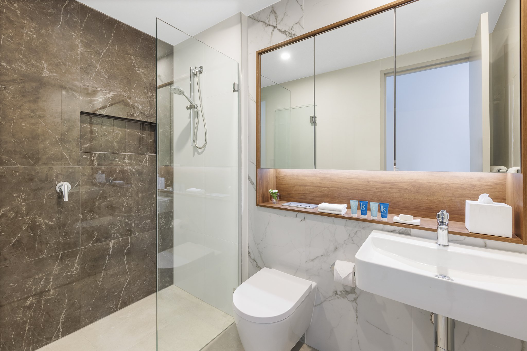 Meriton Suites Canberra 48/50