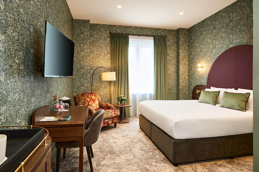 DELUXE, DOUBLE BED, GROUND FLOOR