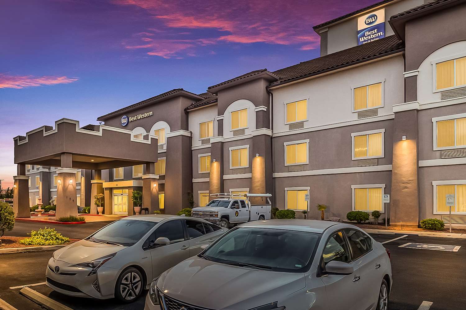 Best Western Douglas Inn & Suites 1/16