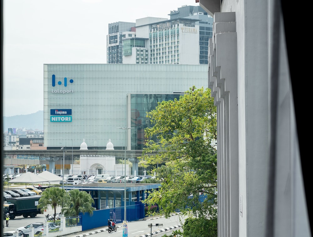 Chill Suites Kuala Lumpur 3/32