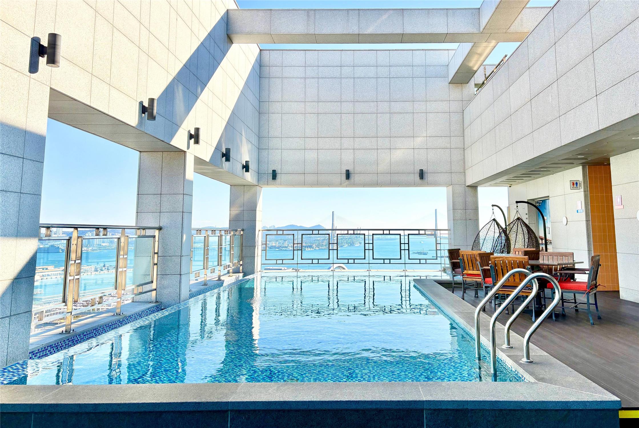 Ramada Encore By Wyndham Busan Station 26/50
