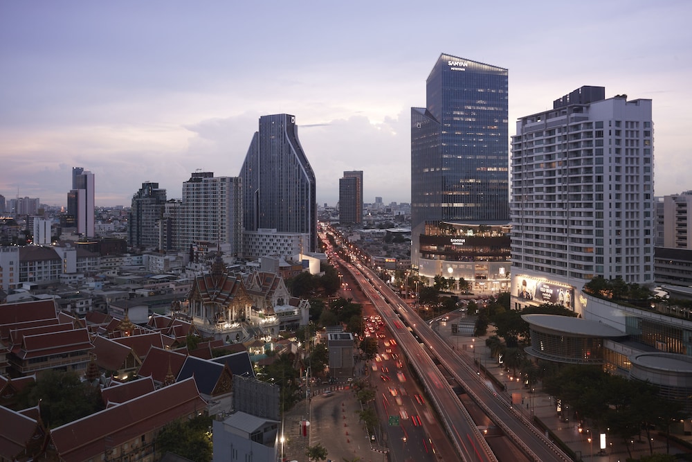 Montien Hotel Surawong Bangkok 41/48