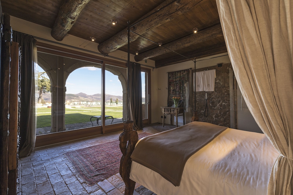 Tenuta Le Cave 10/79