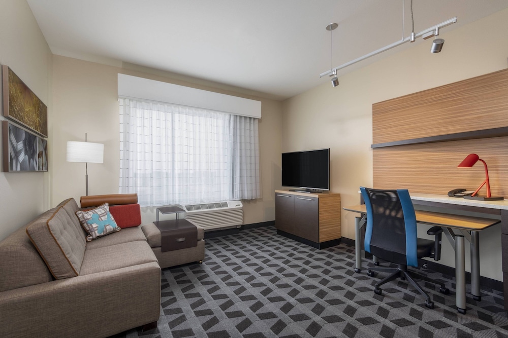 TownePlace Suites by Marriott St. Louis Edwardsville, IL 31/46