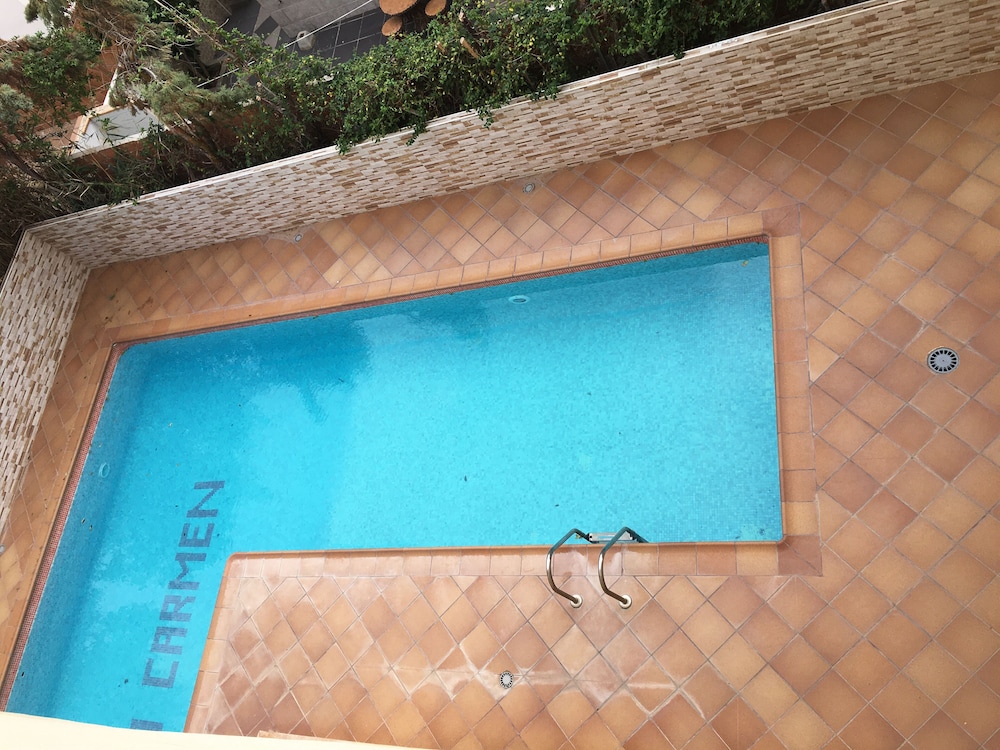 APARTAMENTOS RESIDENCIAL DOÑA CARMEN 3000 21/50