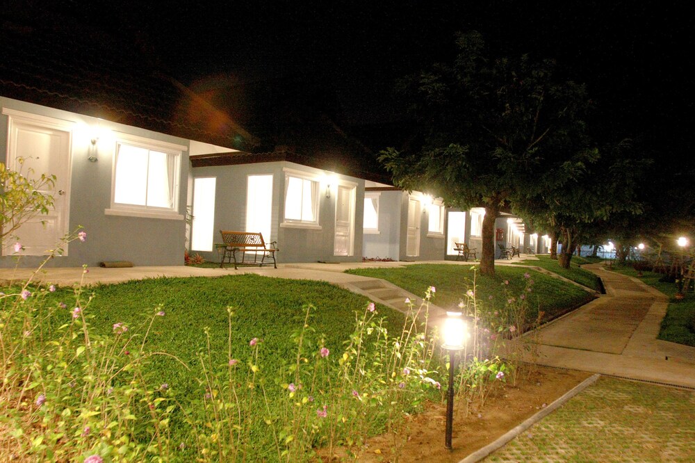 Amarin Resort Chiang Rai 61/72