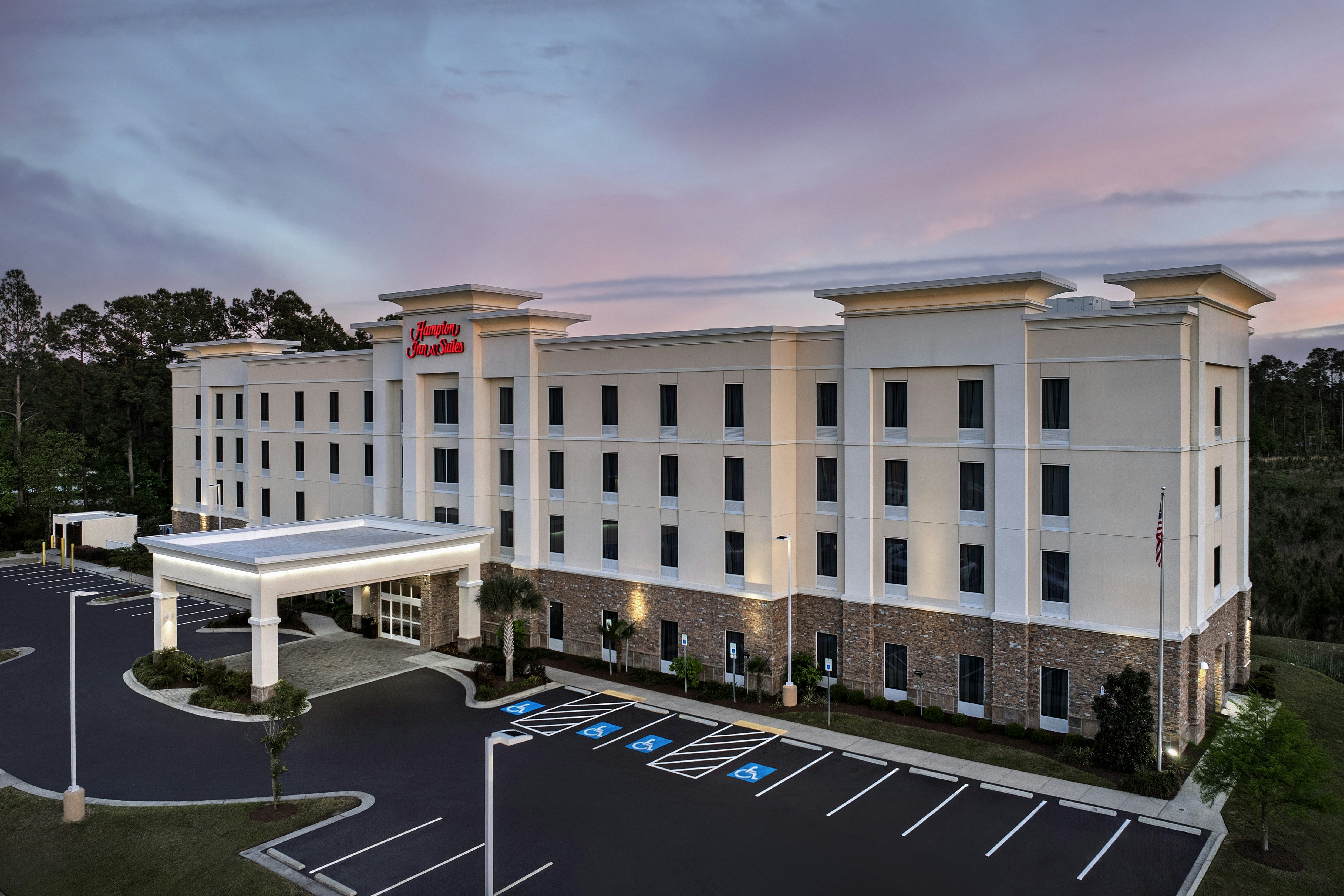 Hampton Inn & Suites Walterboro 2/53