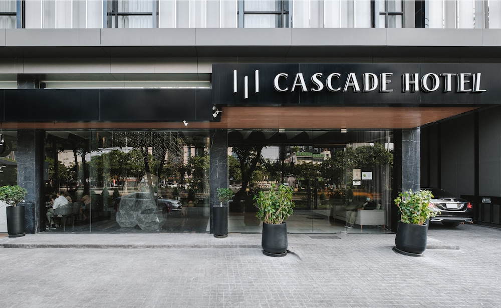 Cascade Hotel Bangkok 3/37