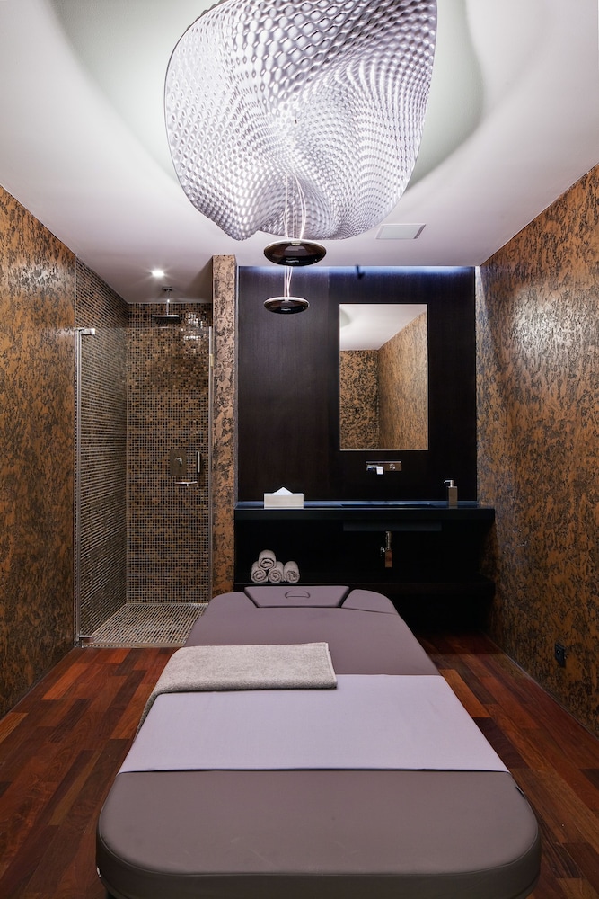 MIURA HOTEL 6/47