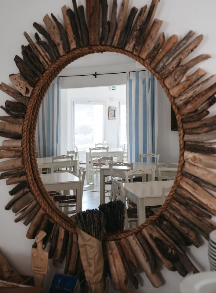 Paros Bay 51/64