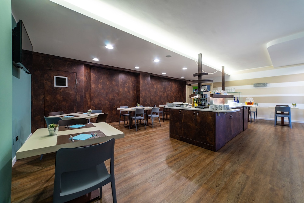 Hotel Gardenia 43/50