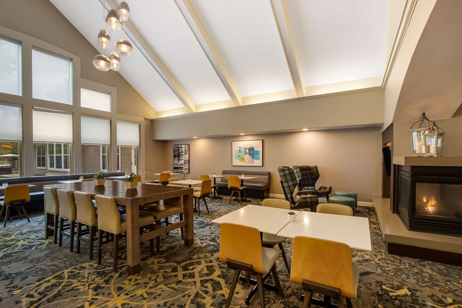 Sonesta ES Suites Parsippany Morris Plains 33/54
