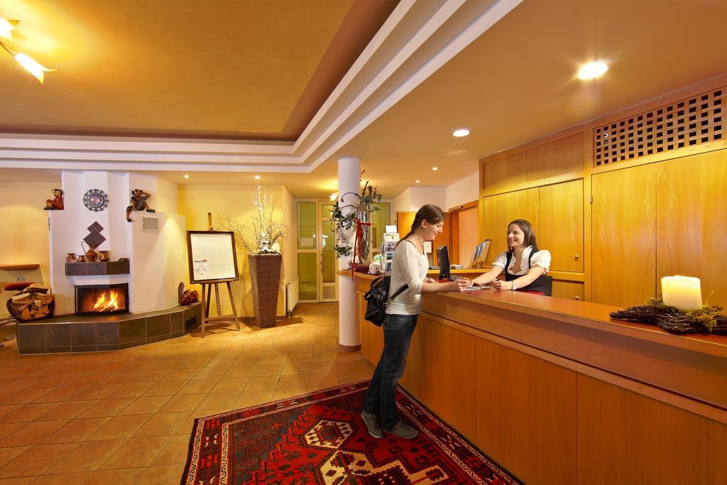 Erlebnishotel Fendels 3/22
