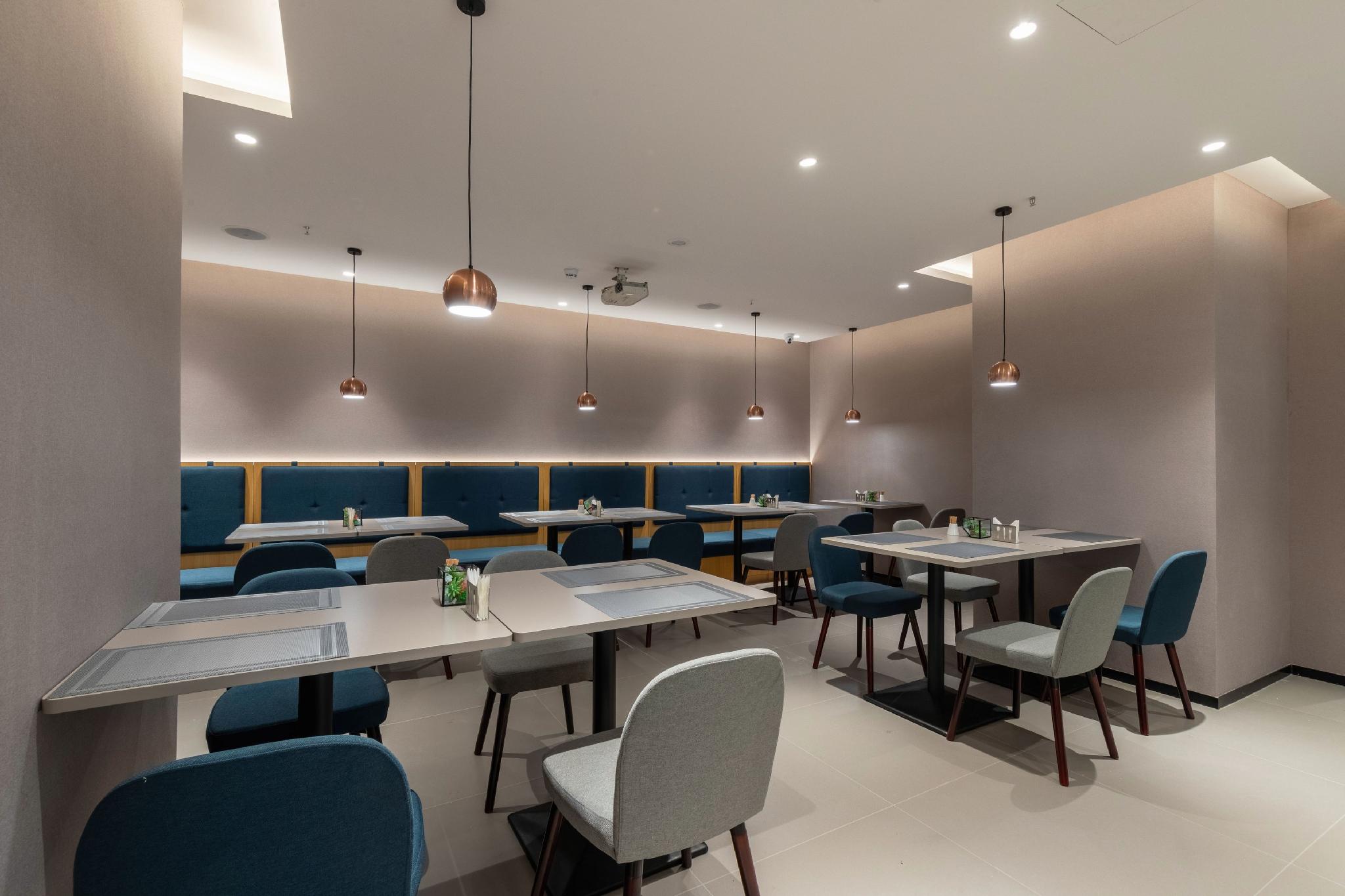 Homeinn Selected Hotel (Shenzhen Convention & Exhibition Center Gangxia Subway Station) 25/31