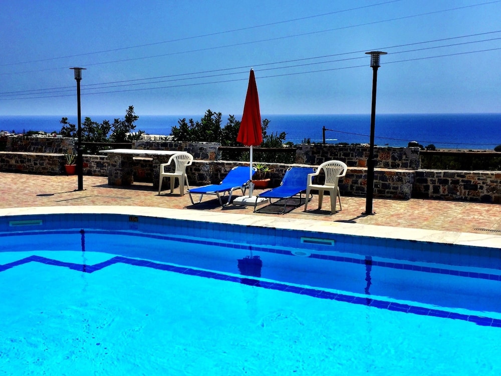 Filoxenia Villa 24/50