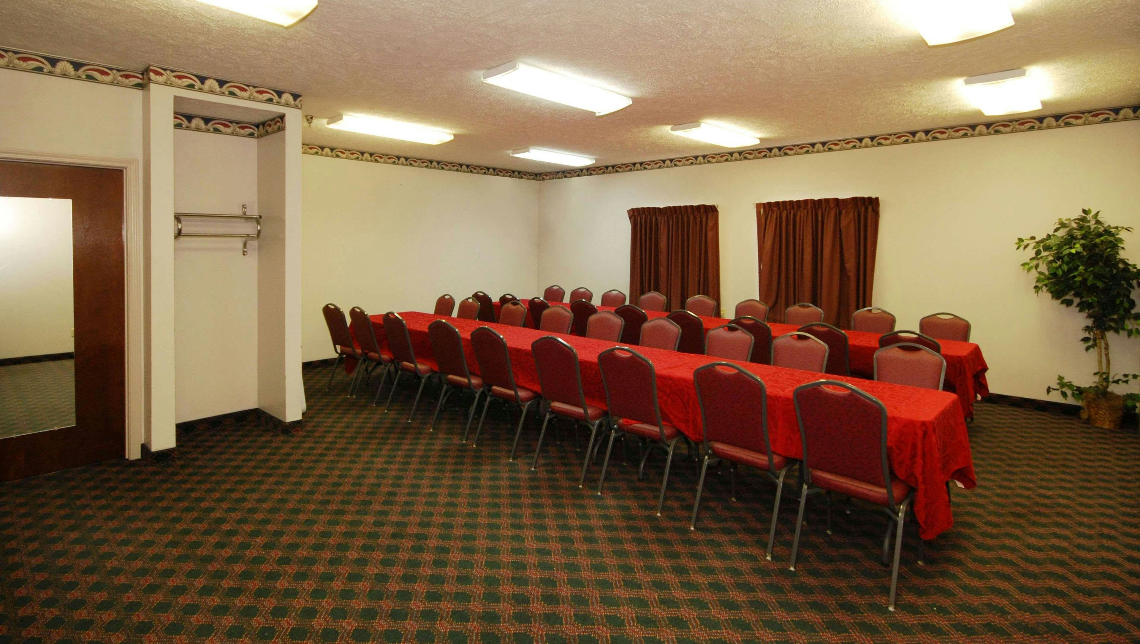 BEAVER DAM INN 13/15