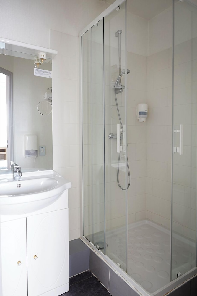 Hotel the Originals Lorient Les Oceanes 48/50