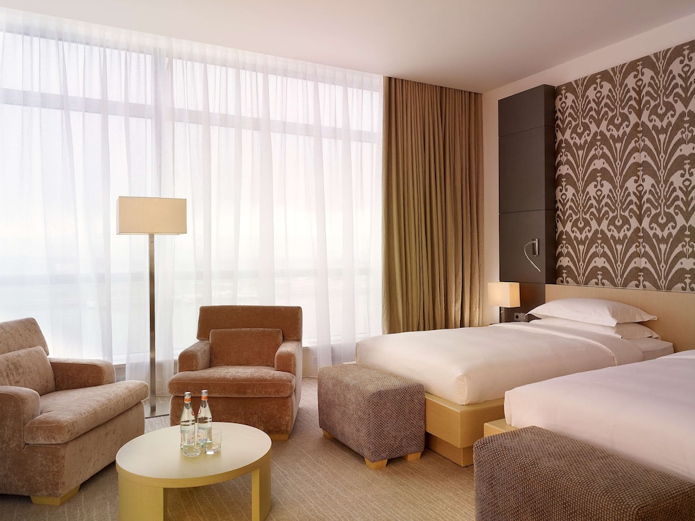 Hyatt Regency Dushanbe 15/66