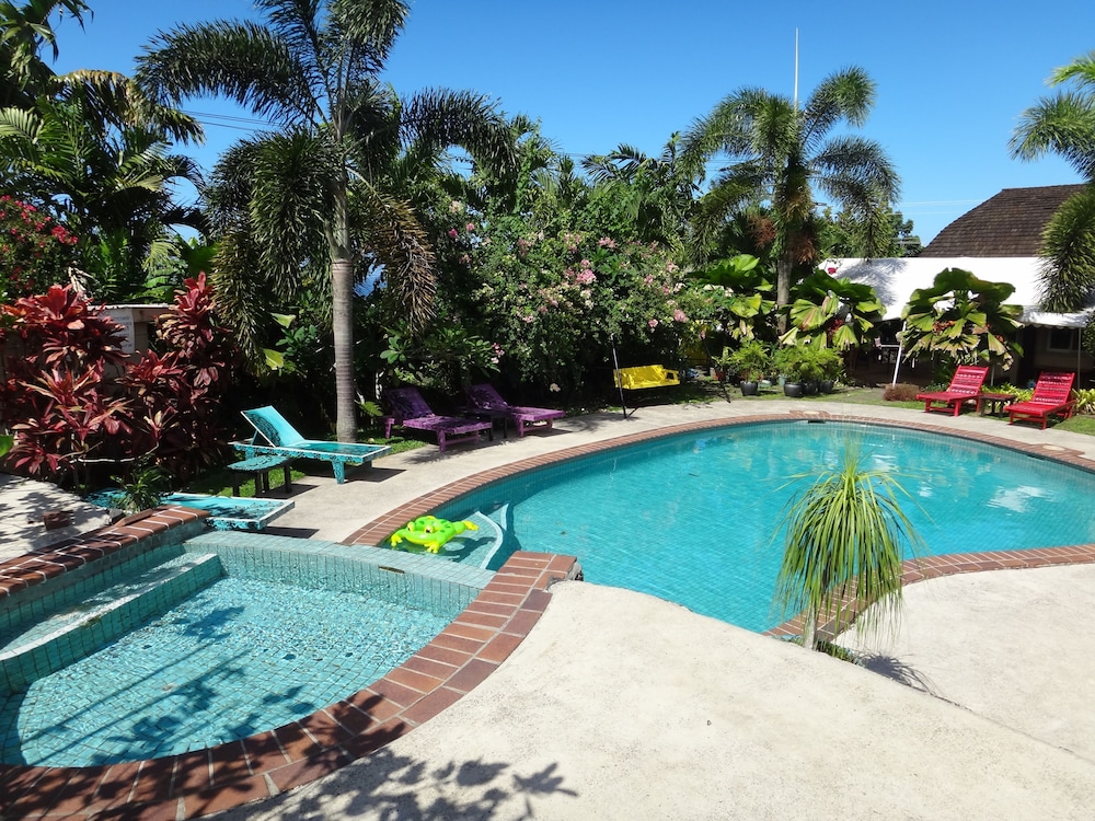 Le Manumea Resort 3/70
