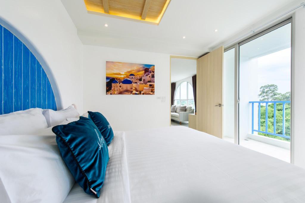 Family Suite, 2 King Beds, Hot Tub