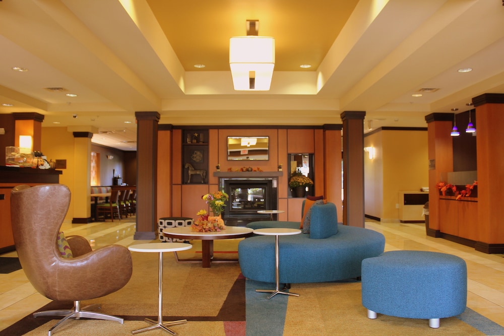 Fairfield Inn & Suites Seymour 27/40